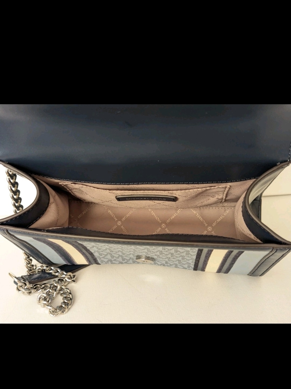 Whitney Medium Color-Block and Signature Logo Shoulder Bag - Picture 14 of 16